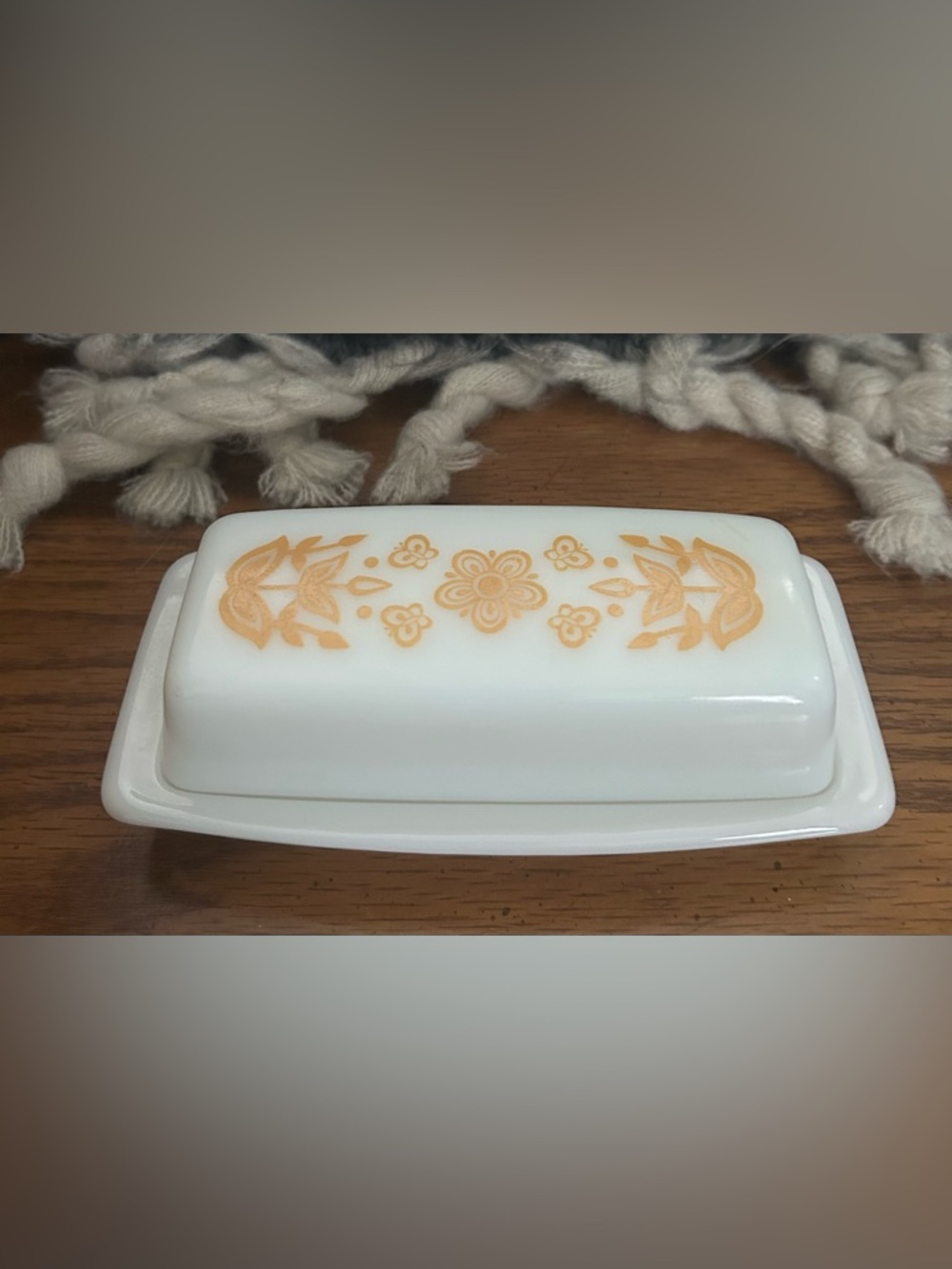 Vintage PYREX Butterfly Gold butter dish set